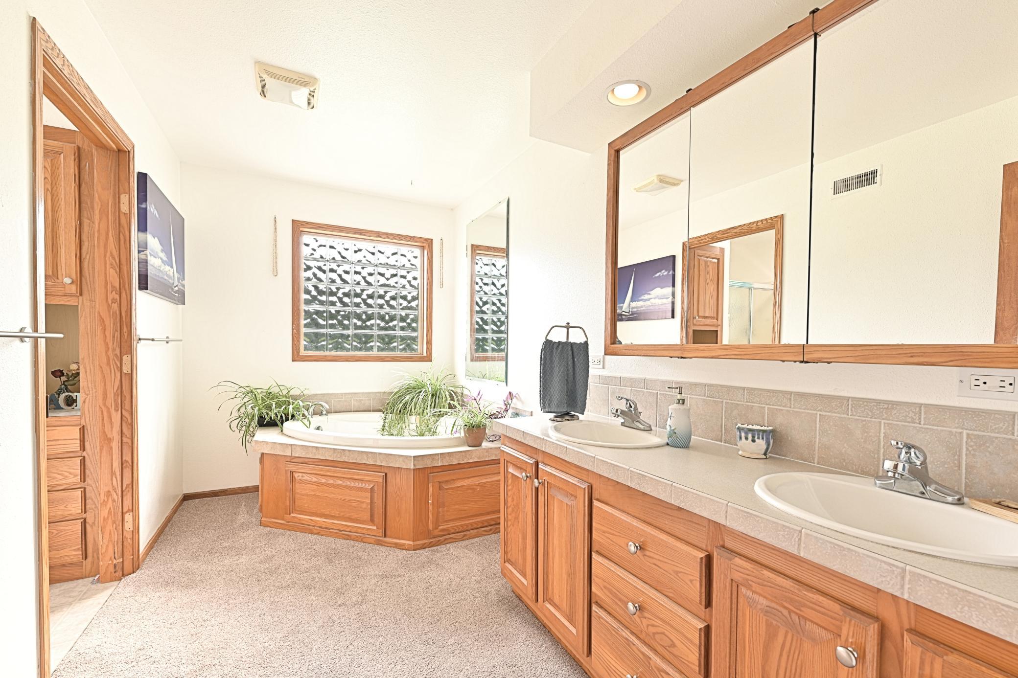 2006 single family home for sale at 20206 Timberlodge Road in Warba, MN — 4 bed, 3 bath (photo 16 of 43)