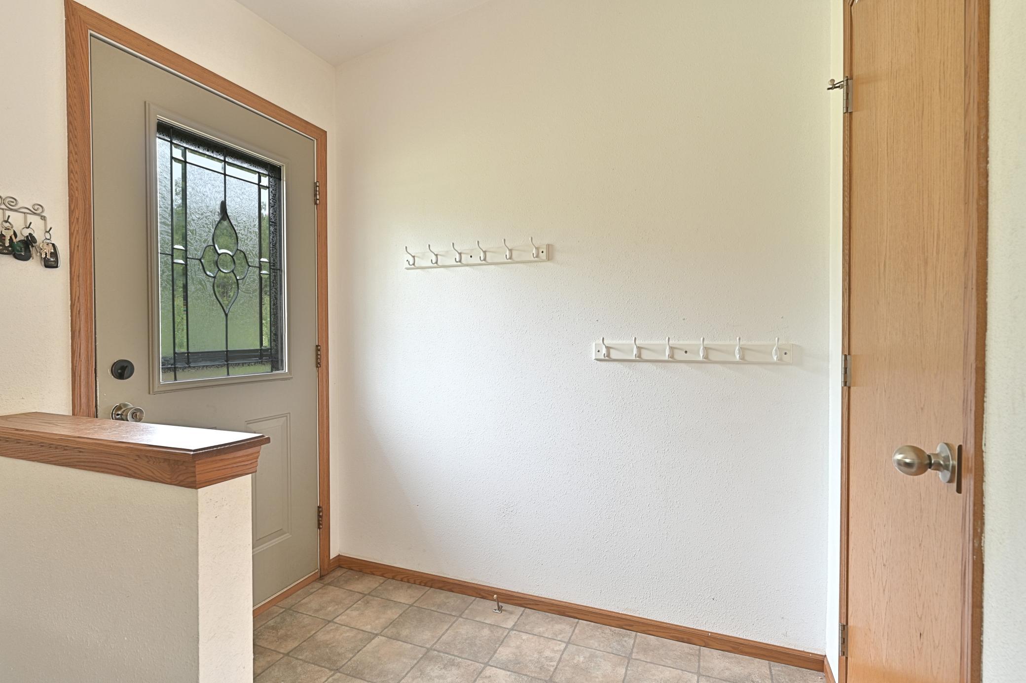 2006 single family home for sale at 20206 Timberlodge Road in Warba, MN — 4 bed, 3 bath (photo 5 of 43)