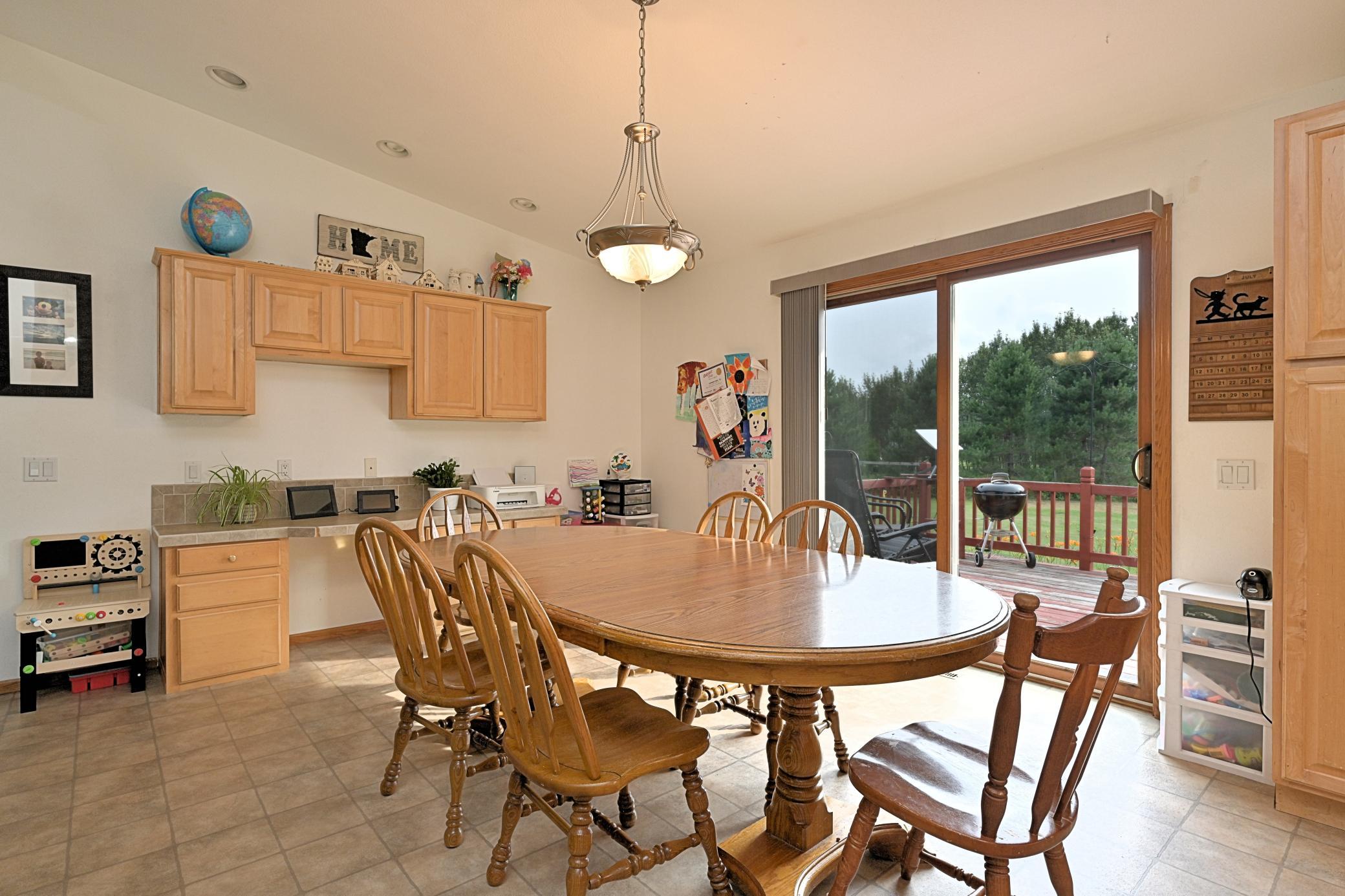 2006 single family home for sale at 20206 Timberlodge Road in Warba, MN — 4 bed, 3 bath (photo 8 of 43)