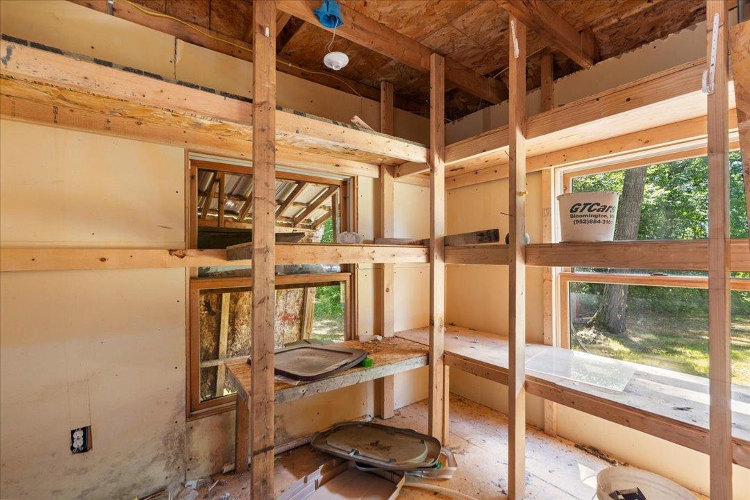 1985 single family home for sale at 5172 Eldorado in Garrison, MN — 1 bed, 1 bath (photo 11 of 15)
