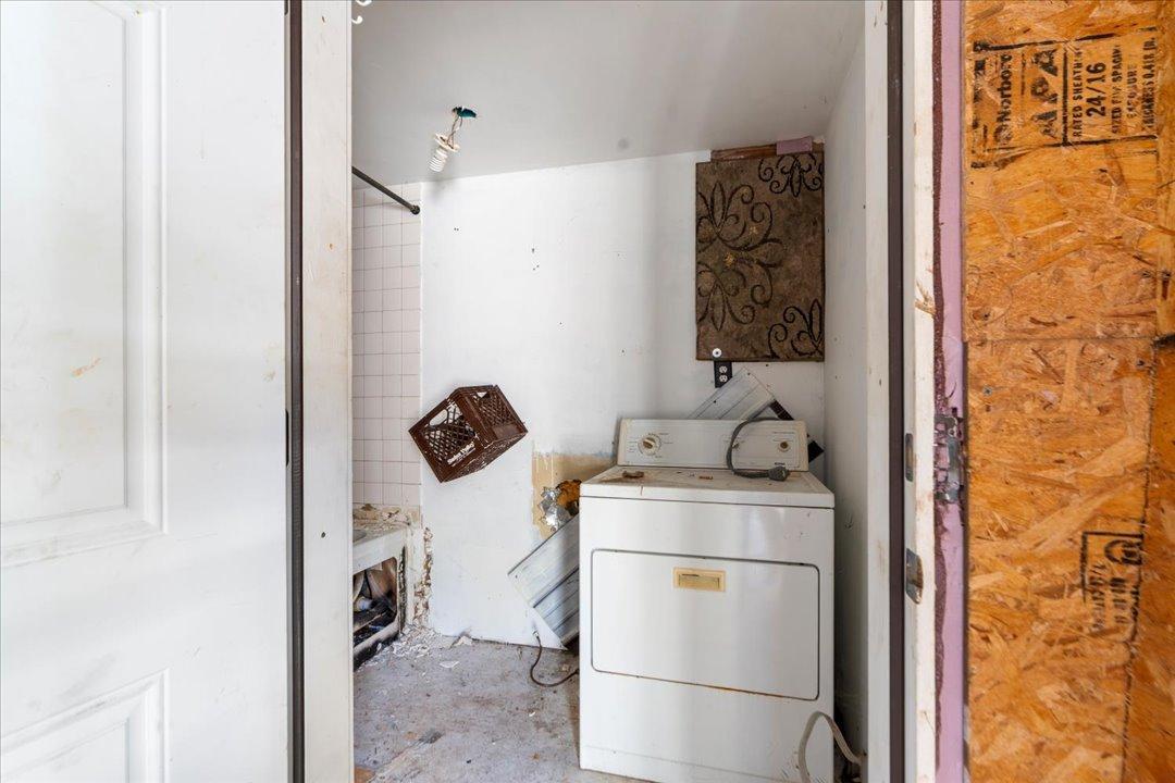 1985 single family home for sale at 5172 Eldorado in Garrison, MN — 1 bed, 1 bath (photo 12 of 15)