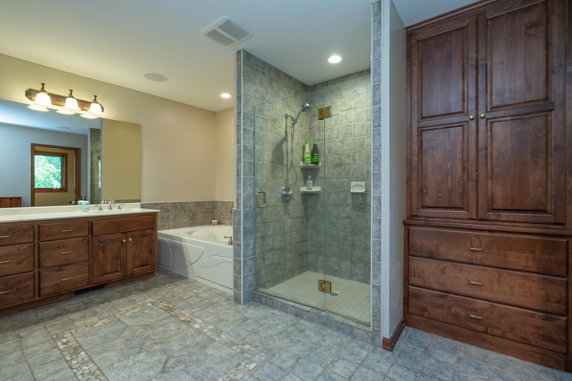 2008 single family home for sale at 19618 County Road 3 in Brainerd, MN — 4 bed, 4 bath (photo 38 of 98)