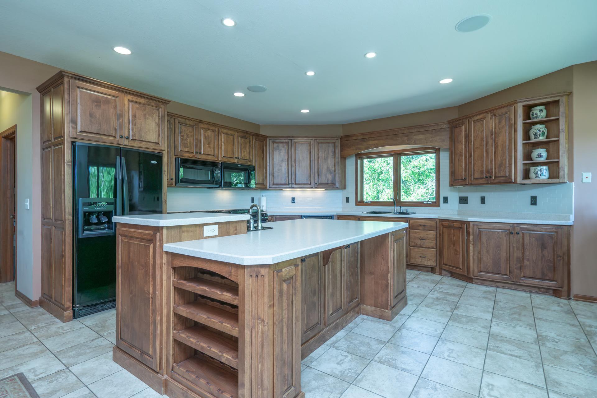 2008 single family home for sale at 19618 County Road 3 in Brainerd, MN — 4 bed, 4 bath (photo 9 of 98)