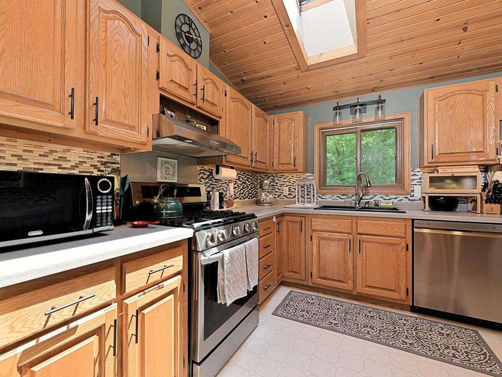 26137 Aspen Drive, Bovey MN 55709 - Photo 8 of 41