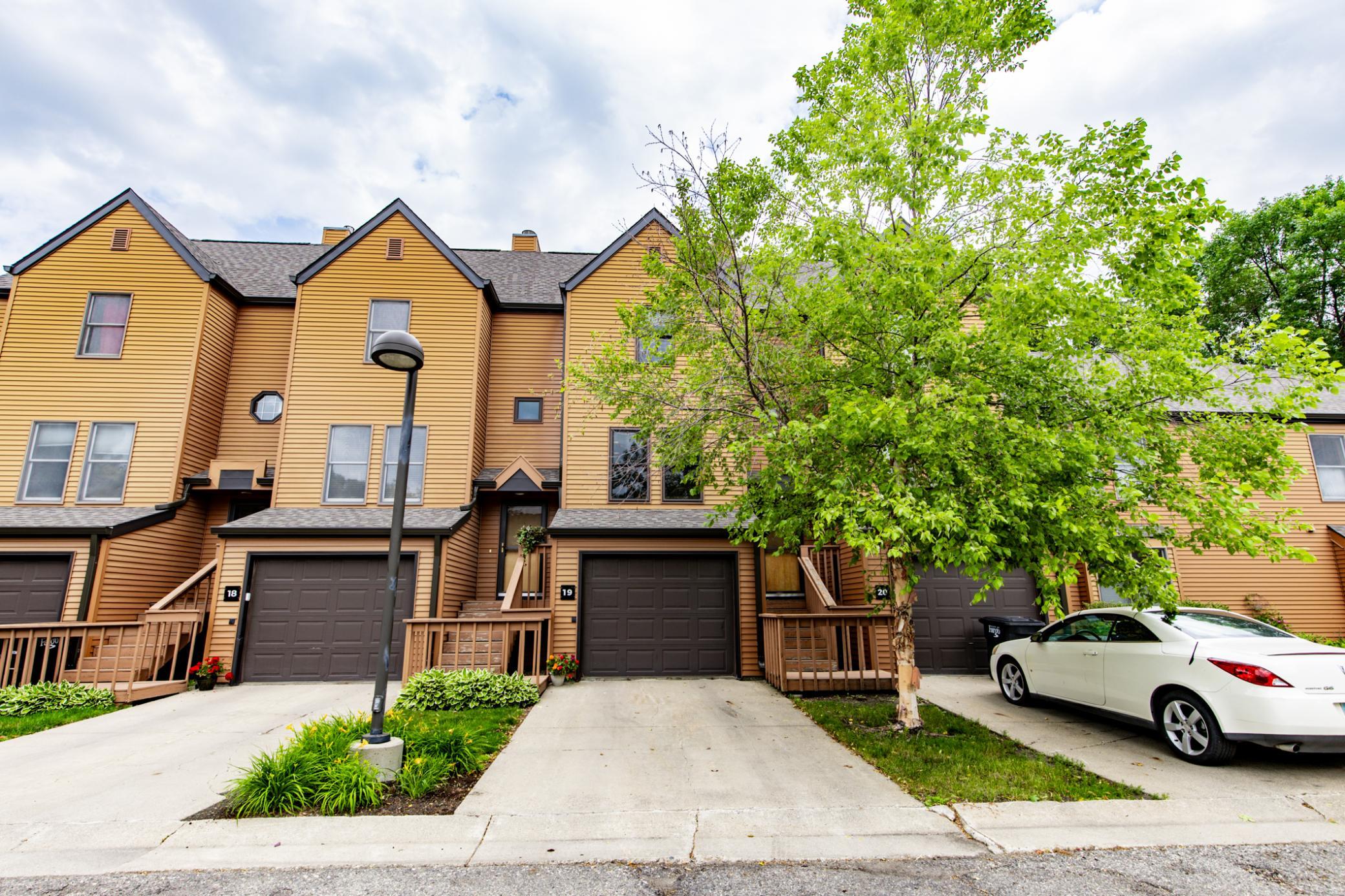 1415 W Gateway S Circle, Unit 19, Fargo ND 58103 - Photo 2 of 41