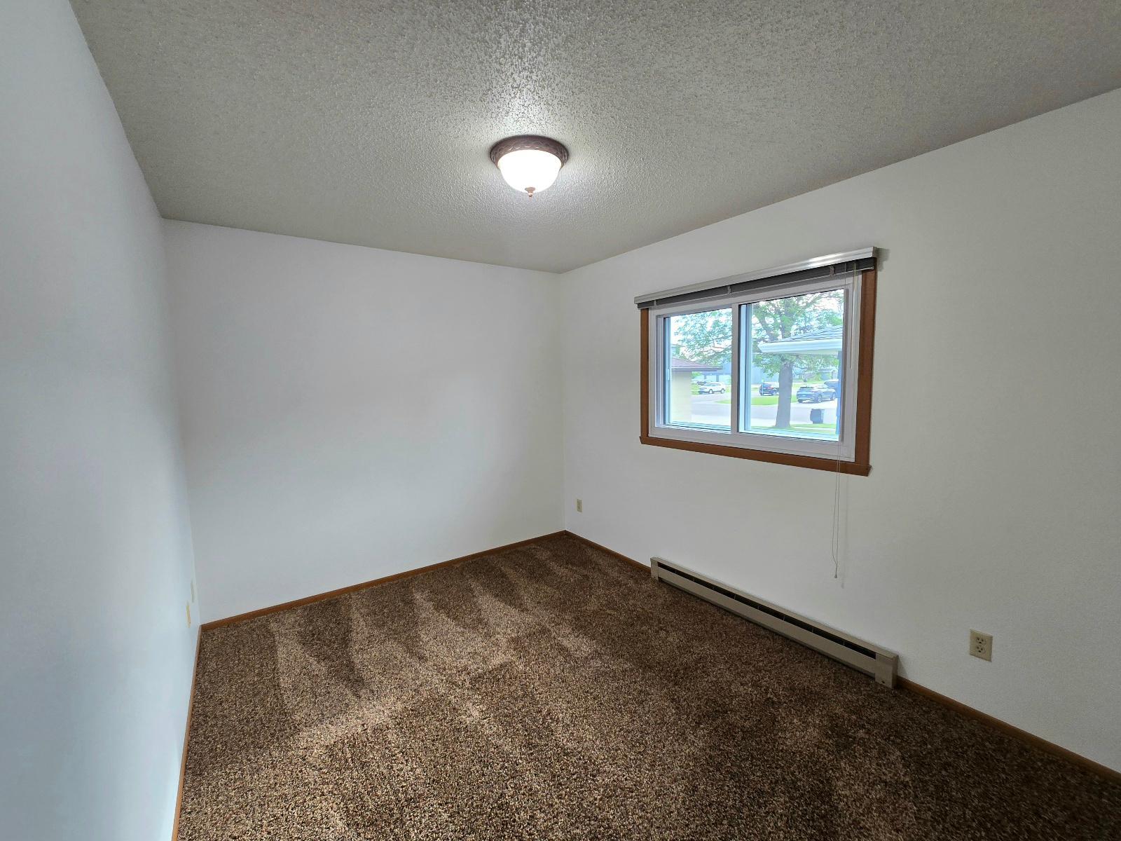 3409 12th S Street, Moorhead MN 56560 - Photo 16 of 36
