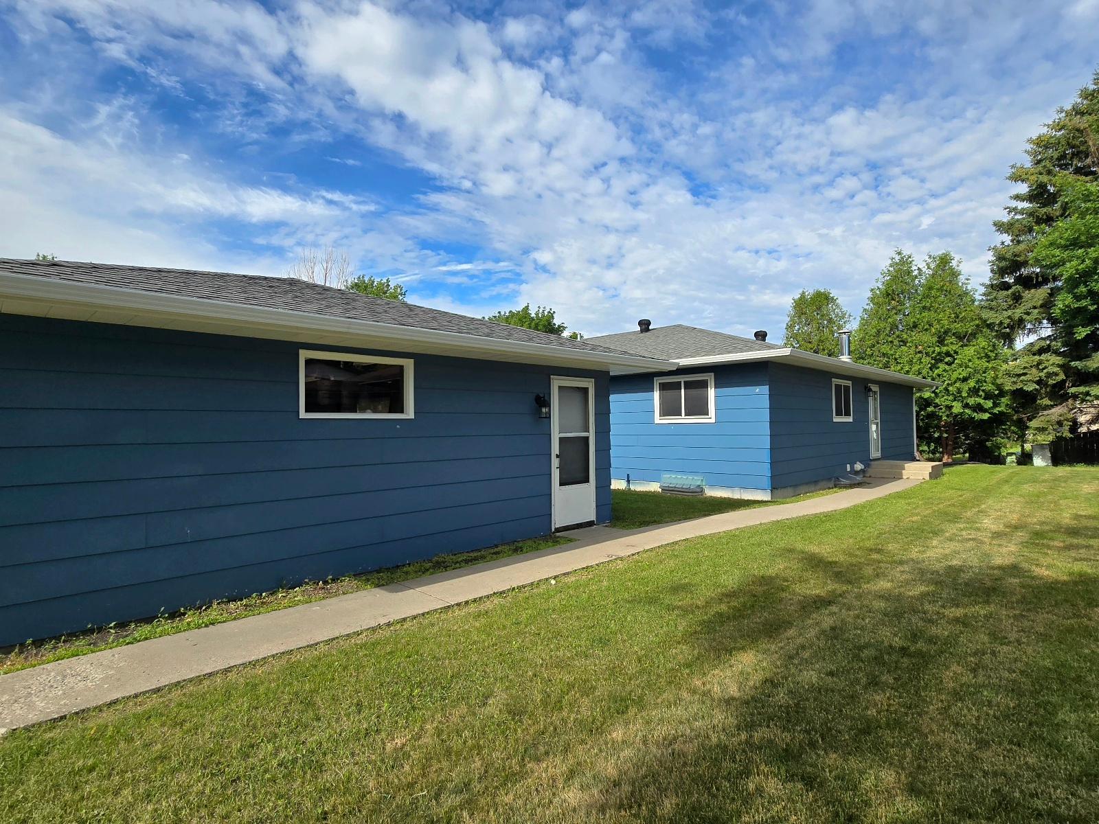 3409 12th S Street, Moorhead MN 56560 - Photo 3 of 36