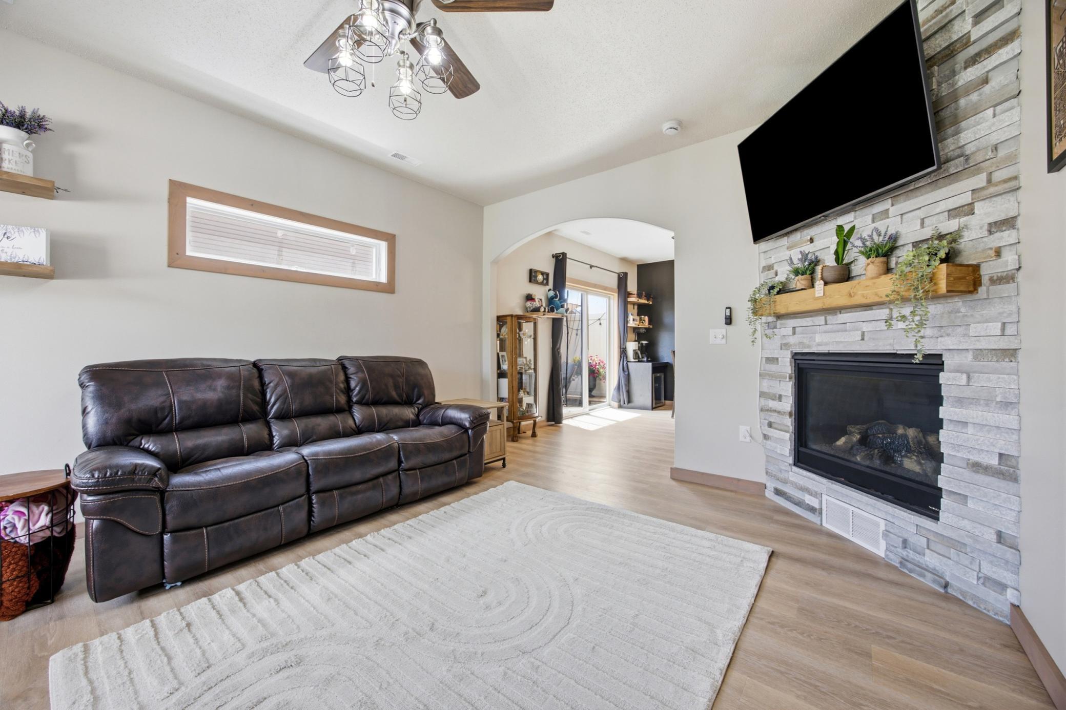430 19th W Avenue, Unit F, West Fargo ND 58078 - Photo 7 of 29