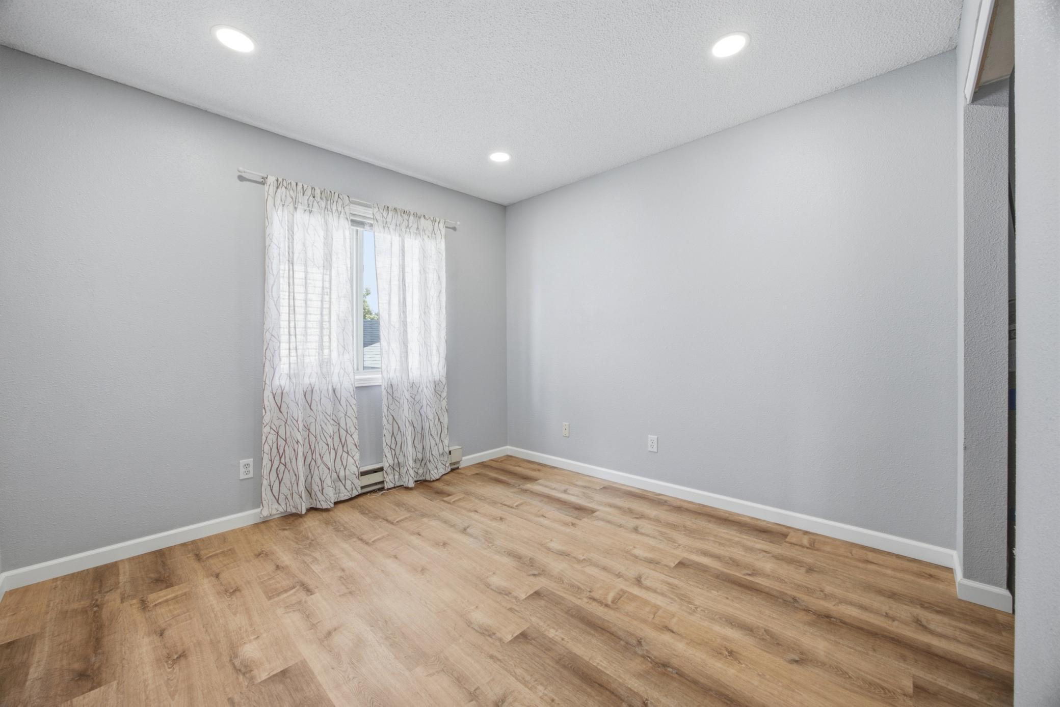 1903 58 Avenue S, Fargo ND 58104 - Photo 15 of 29
