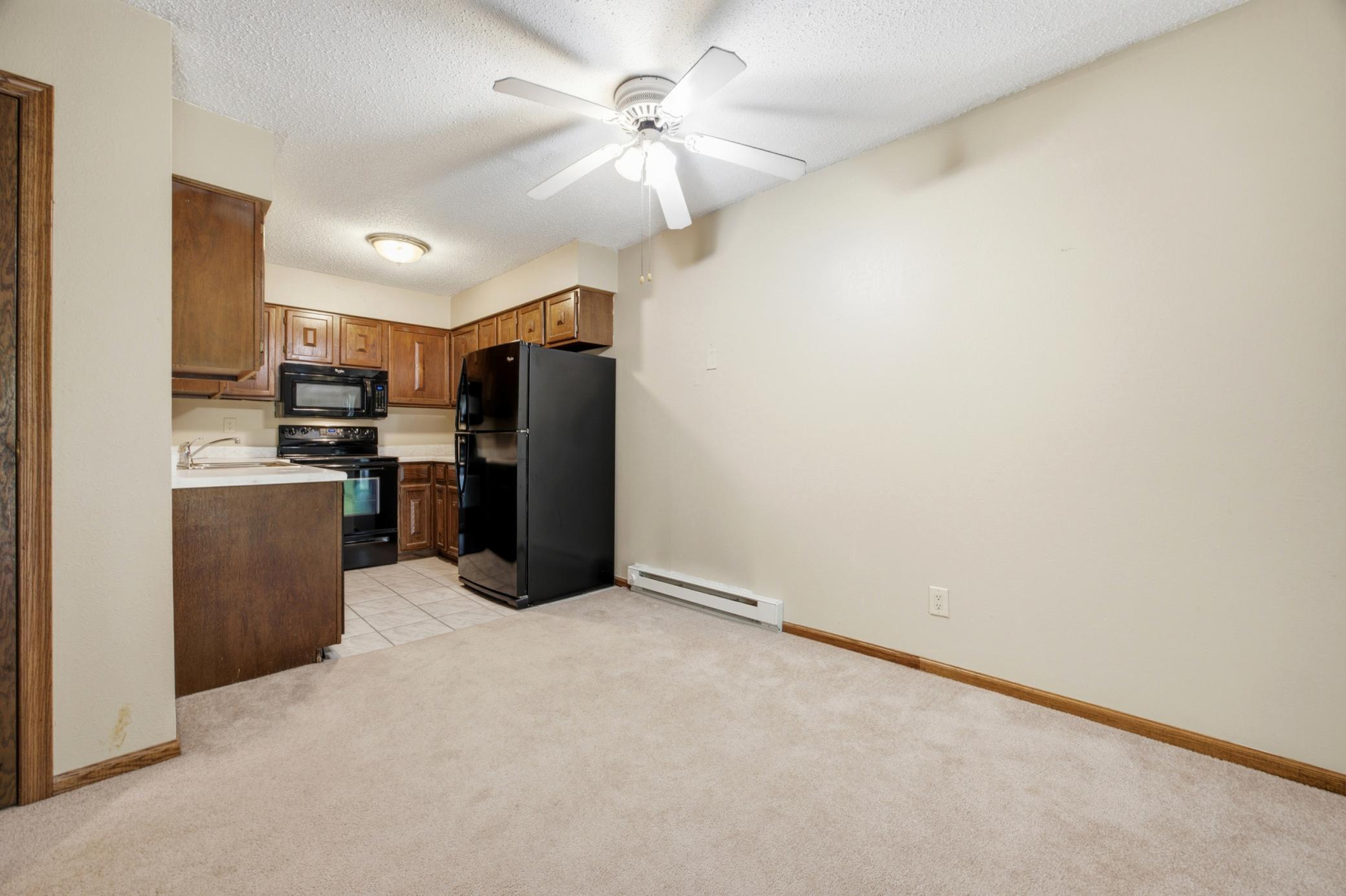 2577 Pacific Drive S, Unit 305, Fargo ND 58103 - Photo 8 of 16