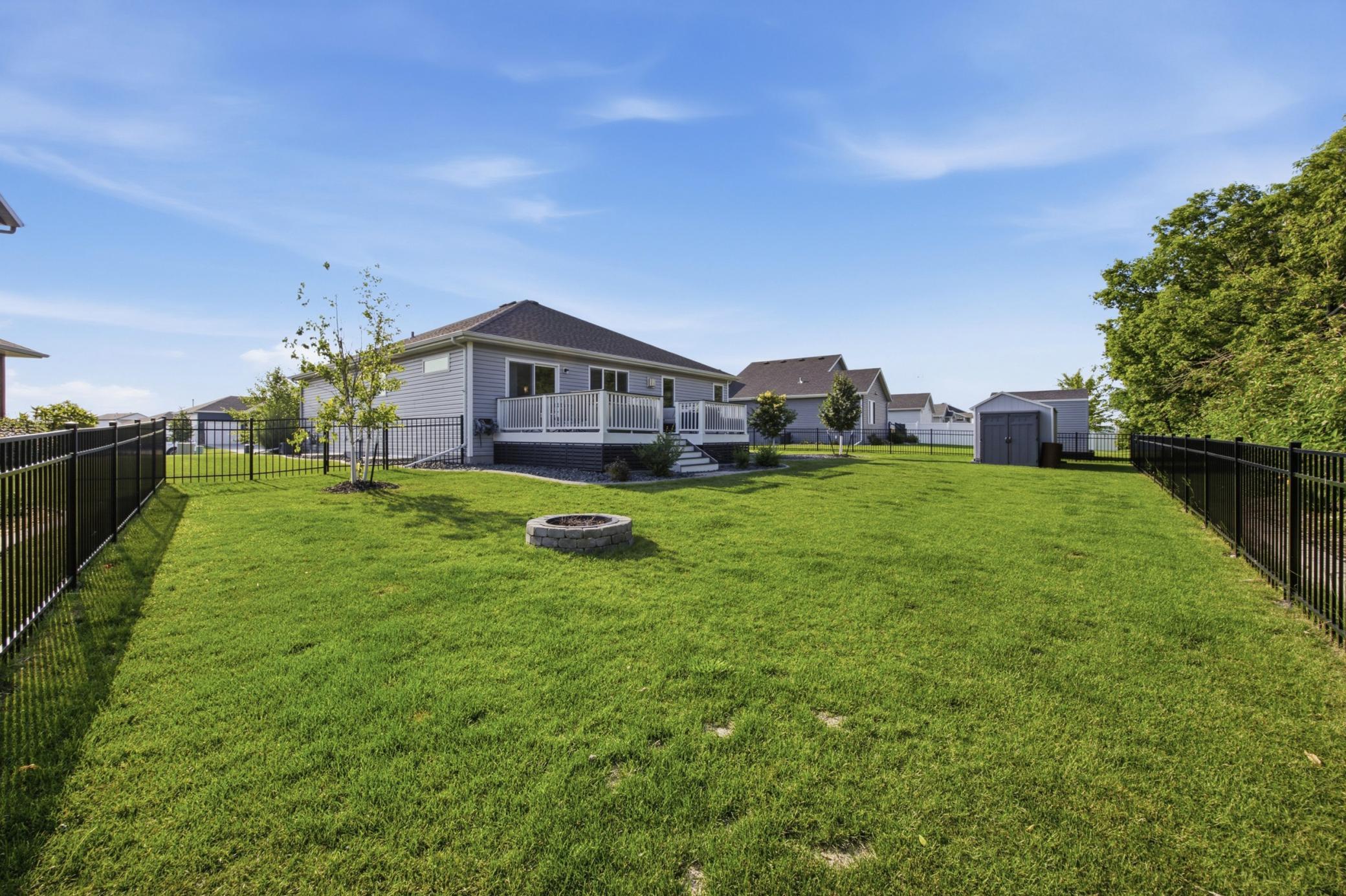 6007 68th S Street, Fargo ND 58104 - Photo 44 of 59