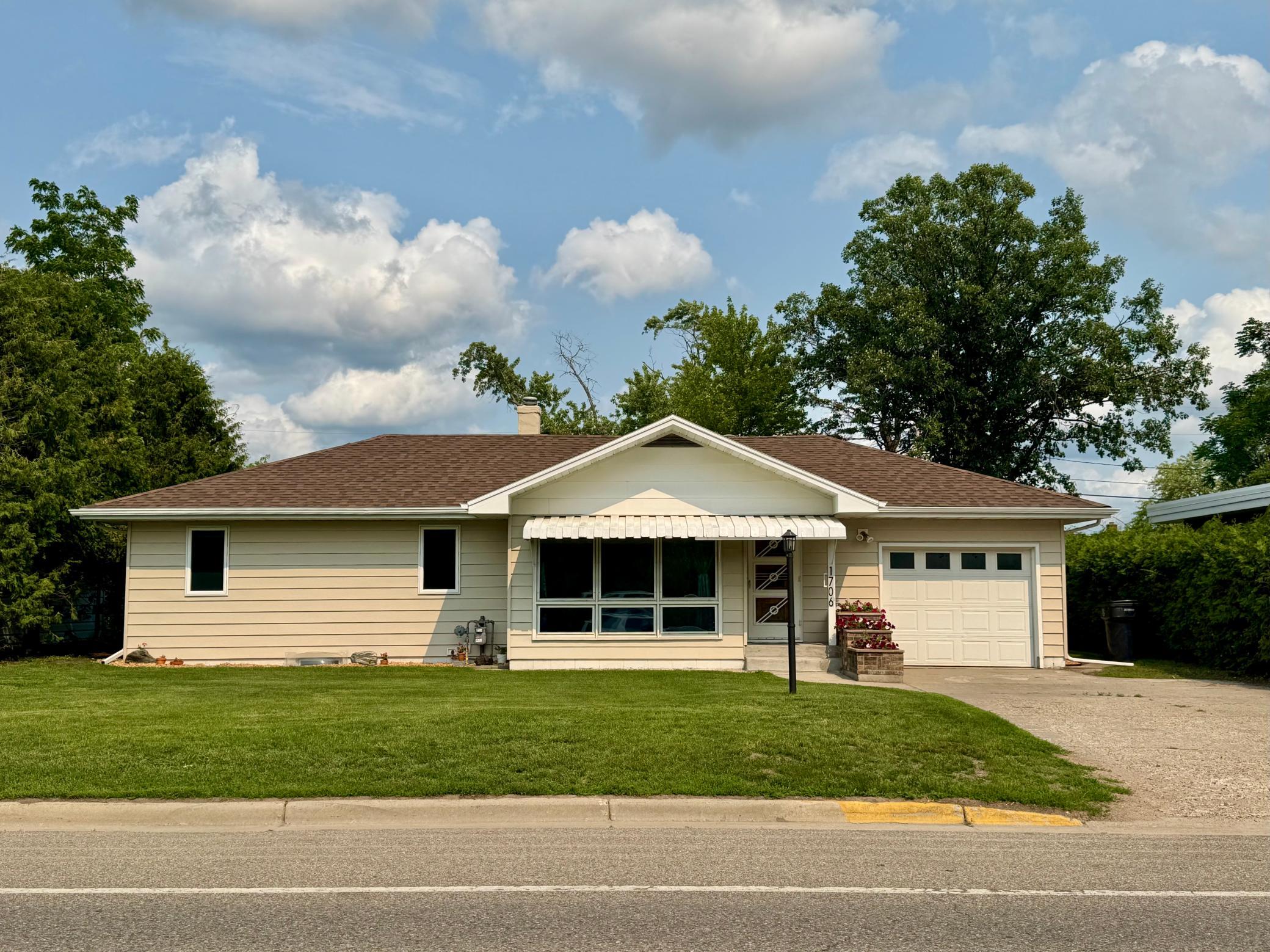 1706 Irvine Avenue NW, Bemidji MN 56601 - Photo 29 of 40