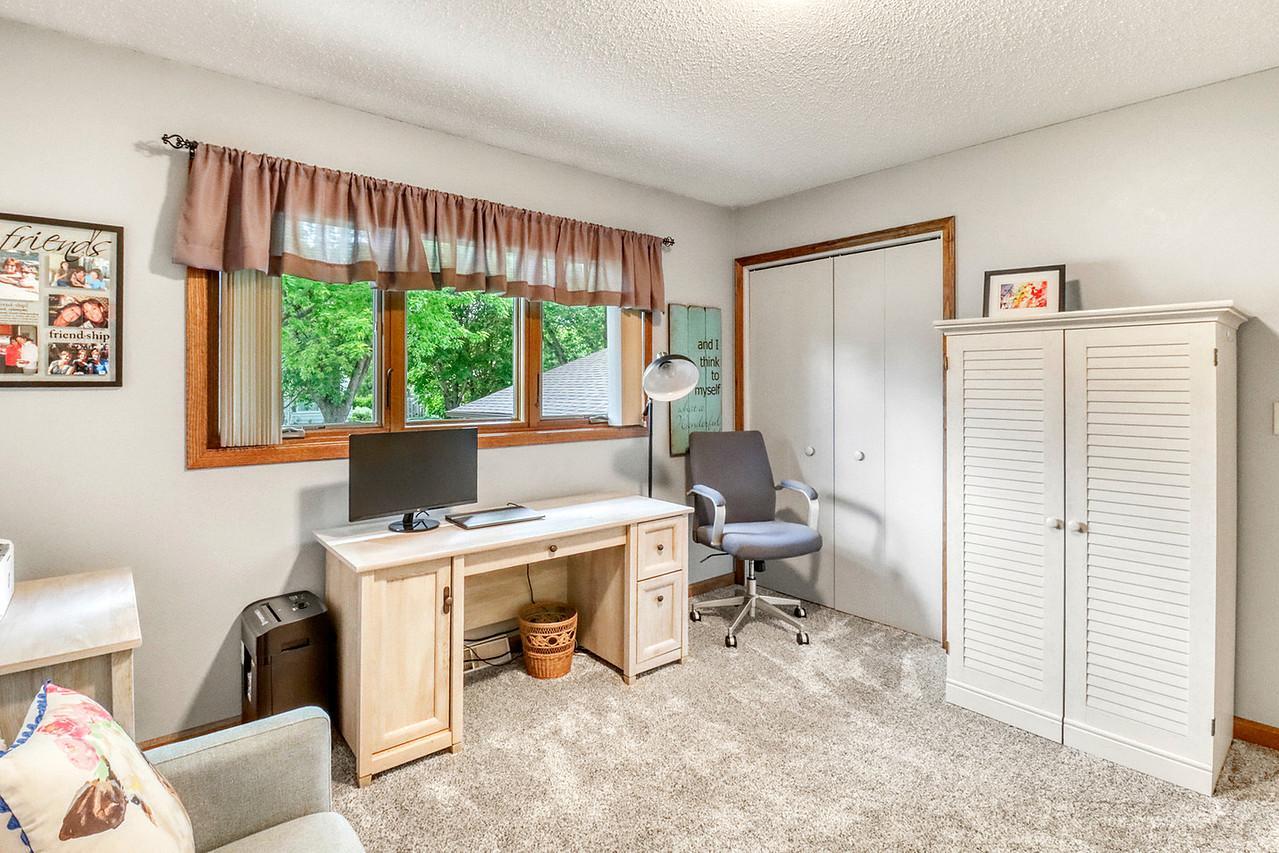 3907 3rd S Street, Moorhead MN 56560 - Photo 34 of 65