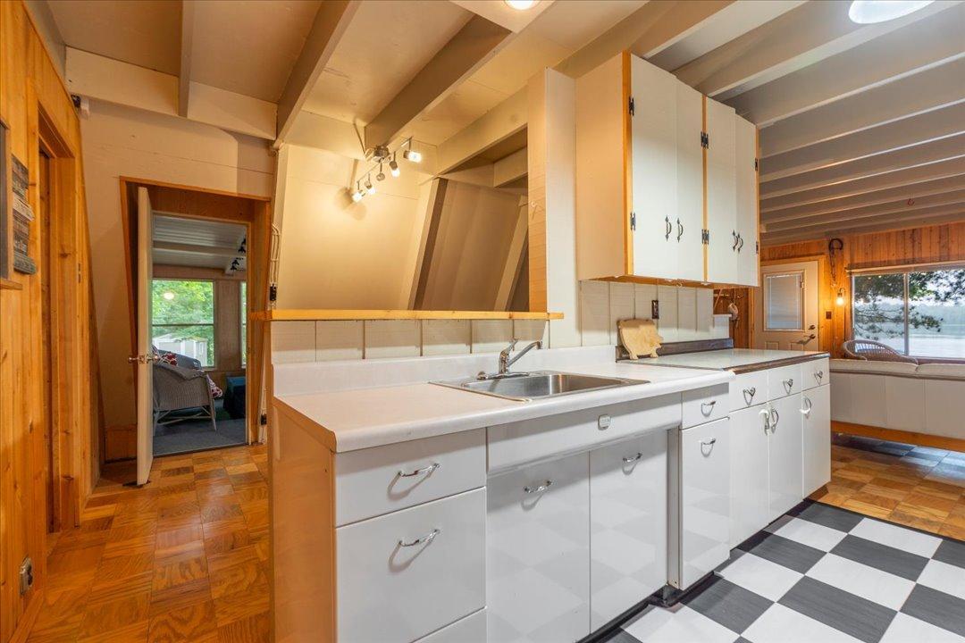 10403 Vermillion Point Drive NE, Deer River MN 56636 - Photo 11 of 25