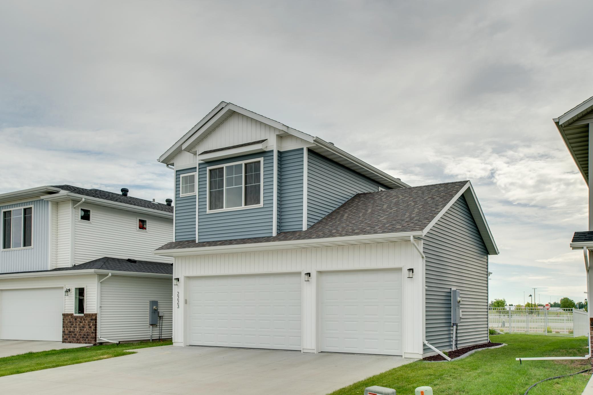 2223 10th W Court, West Fargo ND 58078 - Photo 3 of 57