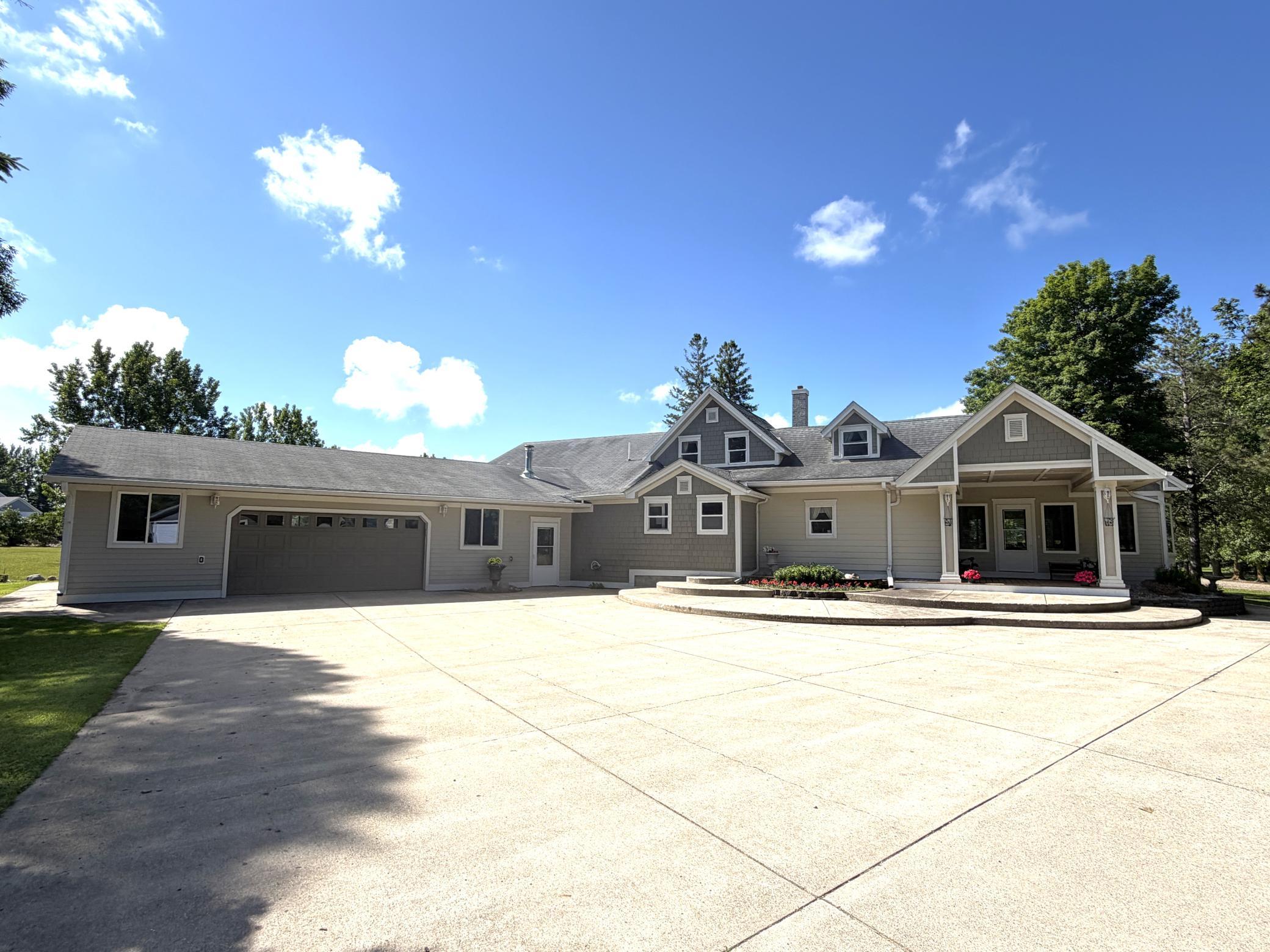 1904 single family home for sale at 21687 380th Street SE in Erskine, MN — 4 bed, 3 bath (photo 2 of 75)