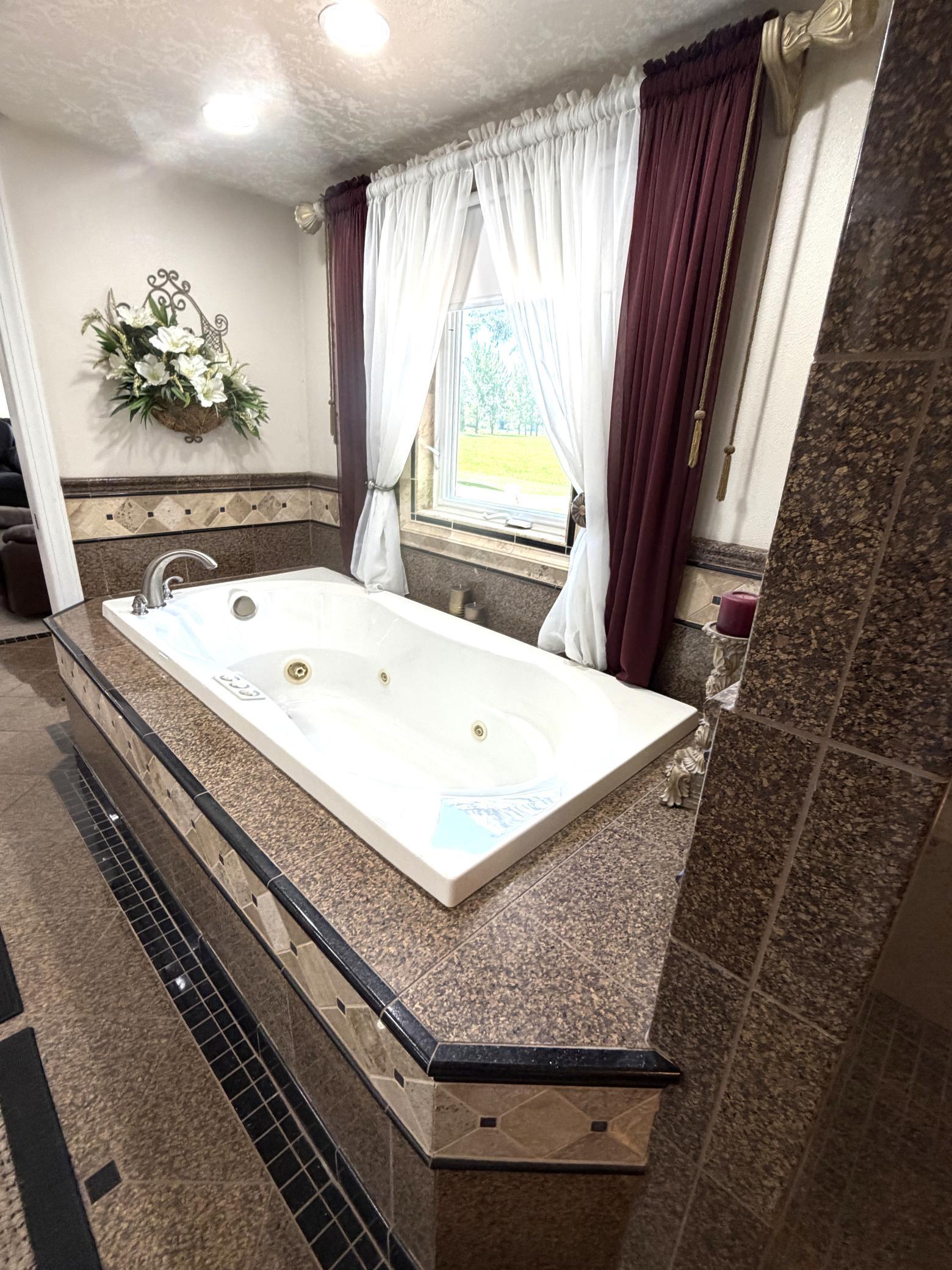 1904 single family home for sale at 21687 380th Street SE in Erskine, MN — 4 bed, 3 bath (photo 27 of 75)