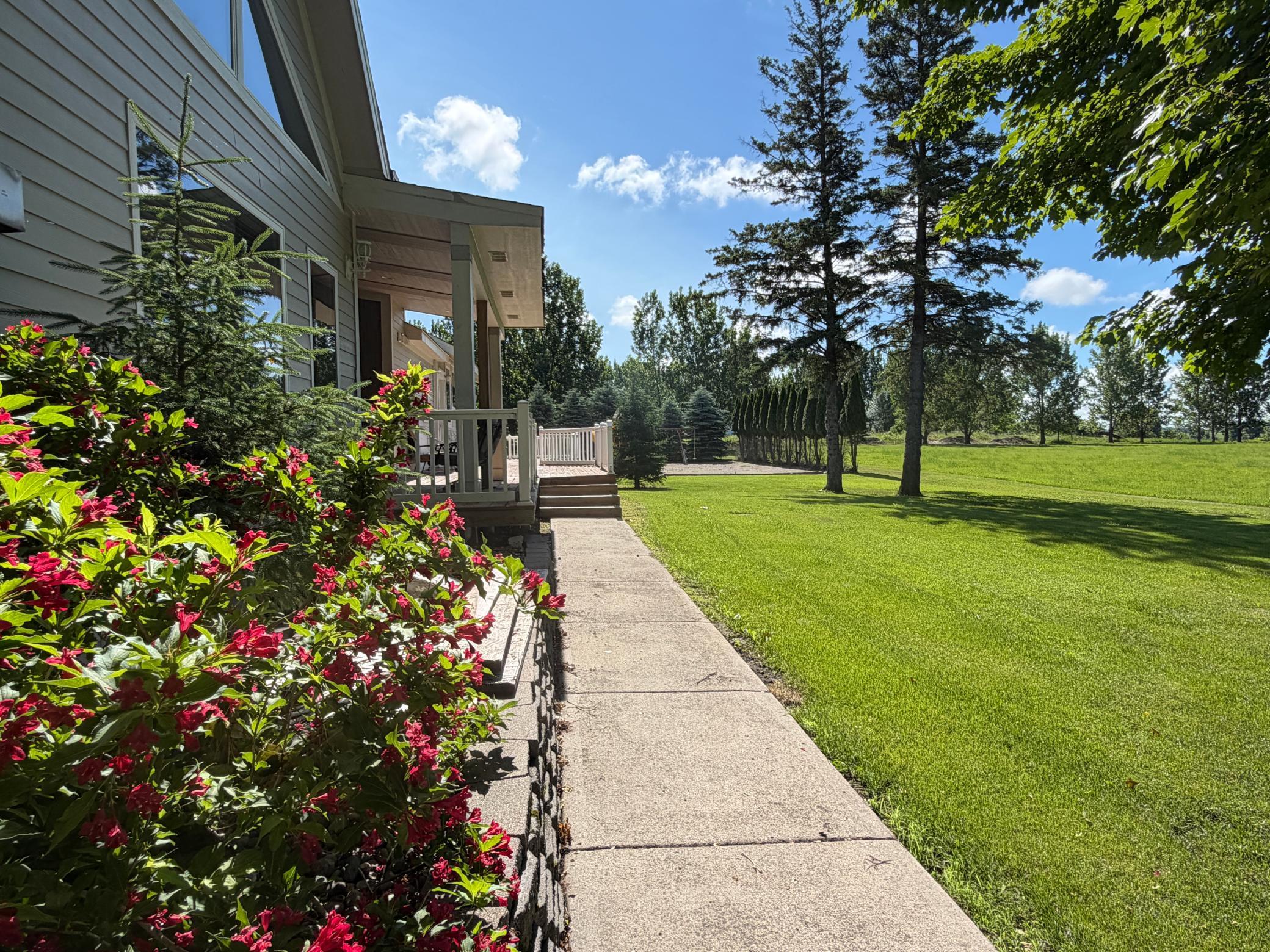 1904 single family home for sale at 21687 380th Street SE in Erskine, MN — 4 bed, 3 bath (photo 9 of 75)