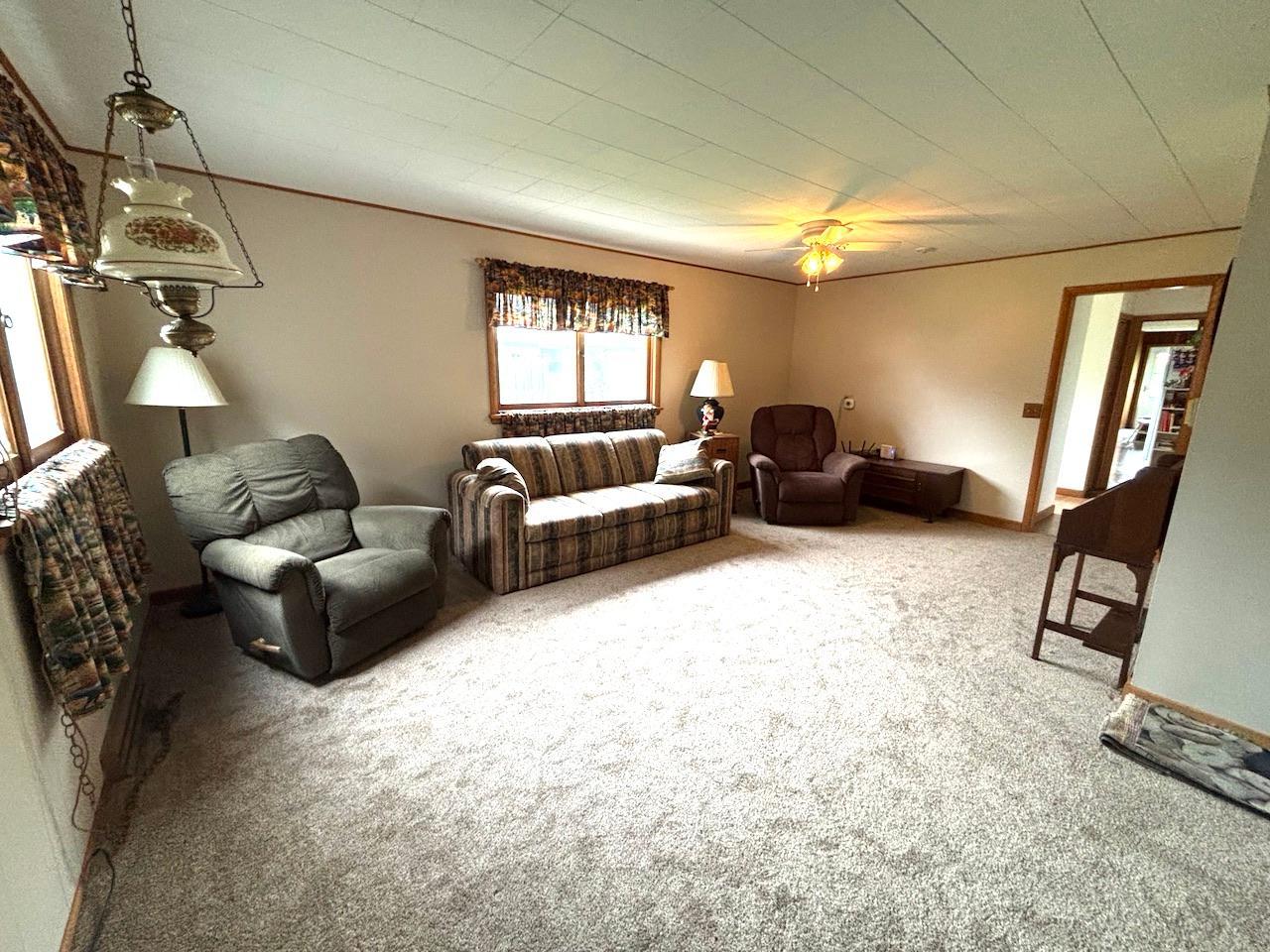 907 Arnold Avenue N, Thief River Falls MN 56701 - Photo 23 of 26