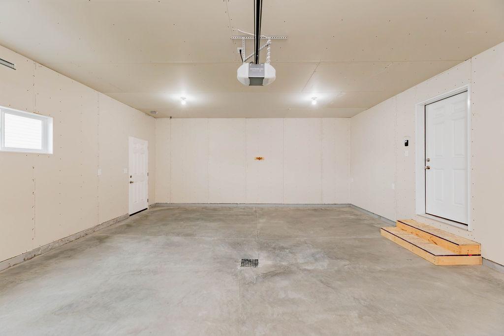 2626 36th S Avenue, Moorhead MN 56560 - Photo 32 of 33