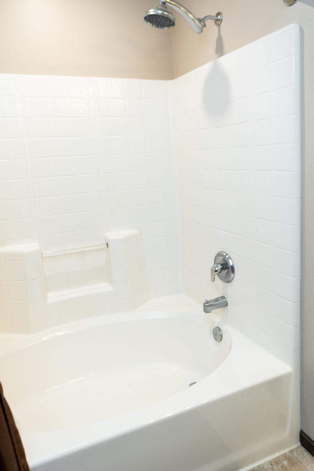 2011 single family home for sale at 5156 44th Street S in Fargo, ND — 3 bed, 3 bath (photo 21 of 71)