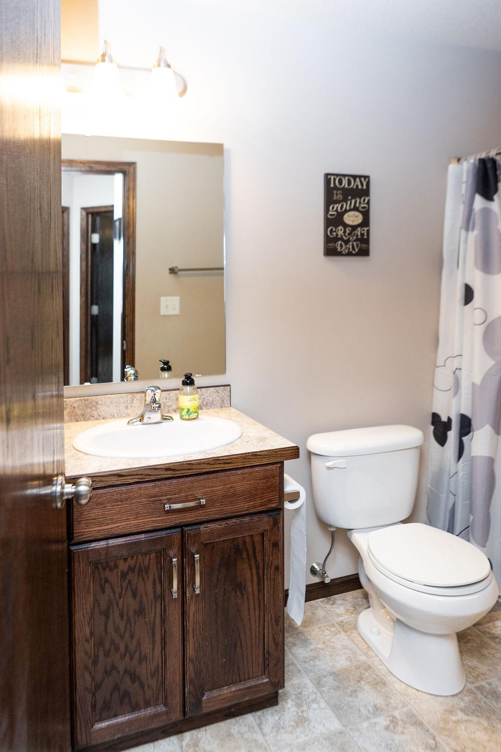 2011 single family home for sale at 5156 44th Street S in Fargo, ND — 3 bed, 3 bath (photo 30 of 71)