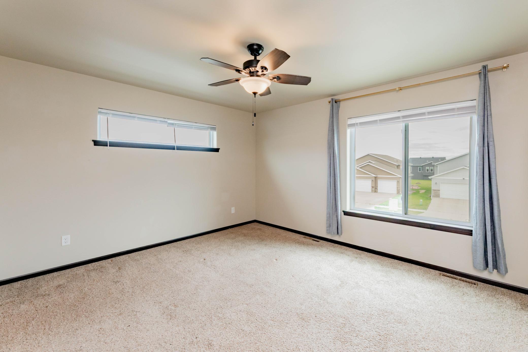 3034 38th S Avenue, Moorhead MN 56560 - Photo 17 of 38
