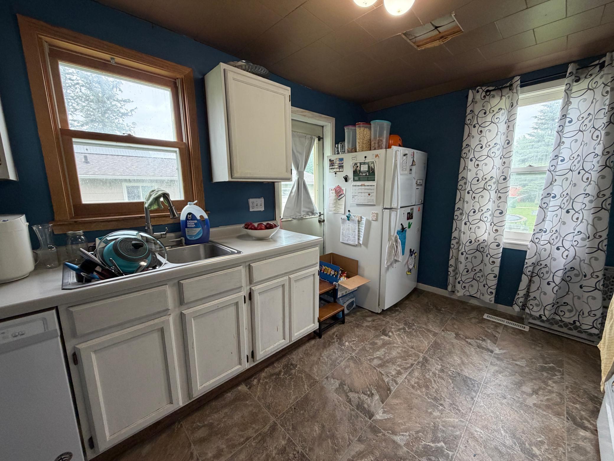 204 3rd Avenue SW, Roseau MN 56751 - Photo 12 of 26