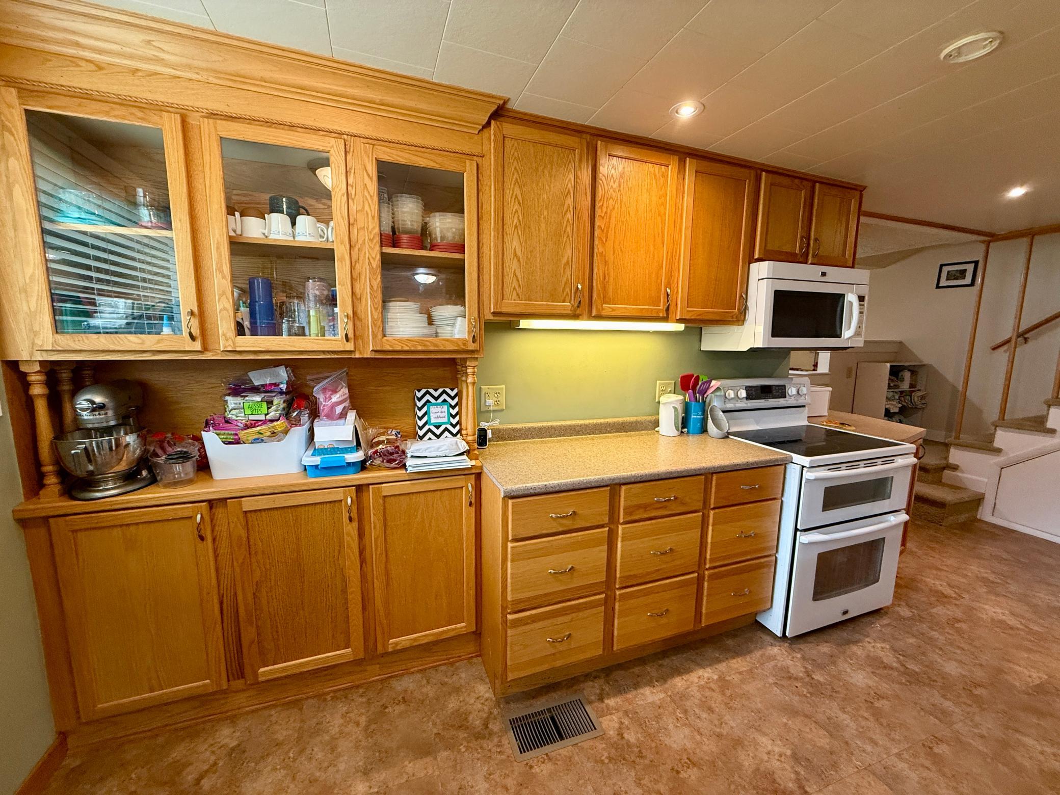 744 5th Avenue NW, Valley City ND 58072 - Photo 7 of 20
