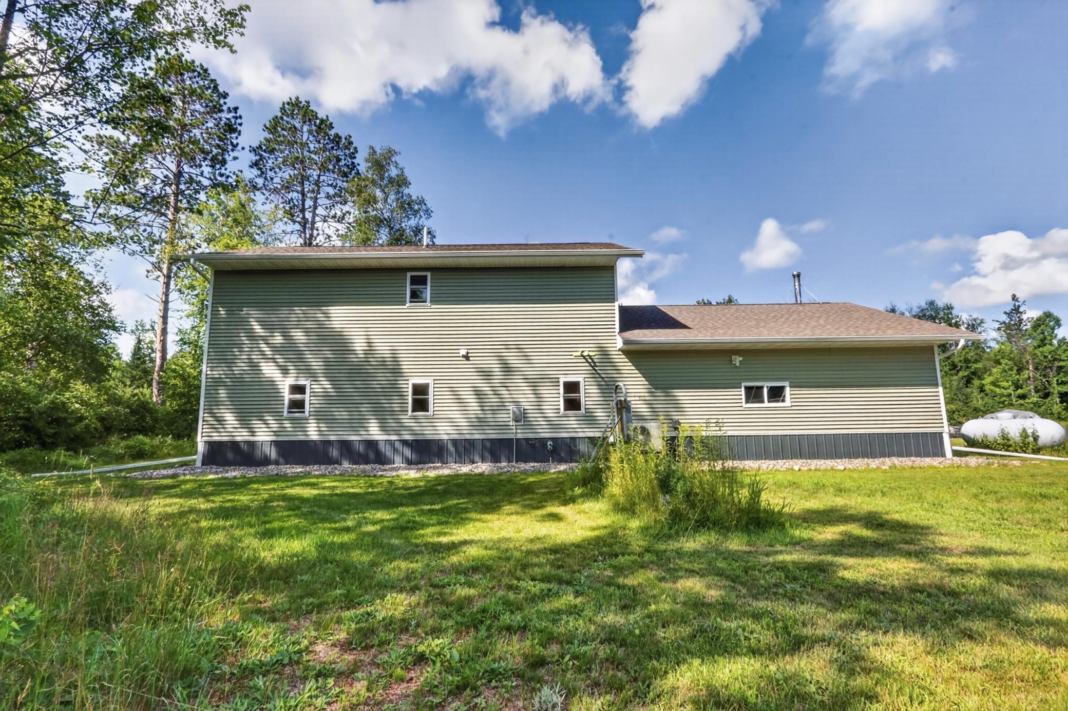 2021 single family home for sale at 51150 N White Swan Lake Rd in Bigfork, MN — 2 bed, 2 bath (photo 12 of 63)