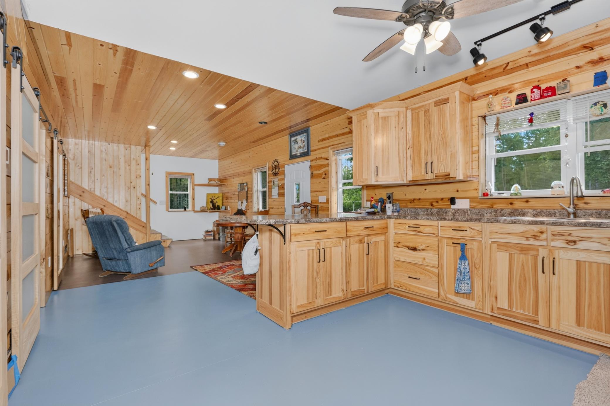 2021 single family home for sale at 51150 N White Swan Lake Rd in Bigfork, MN — 2 bed, 2 bath (photo 17 of 63)