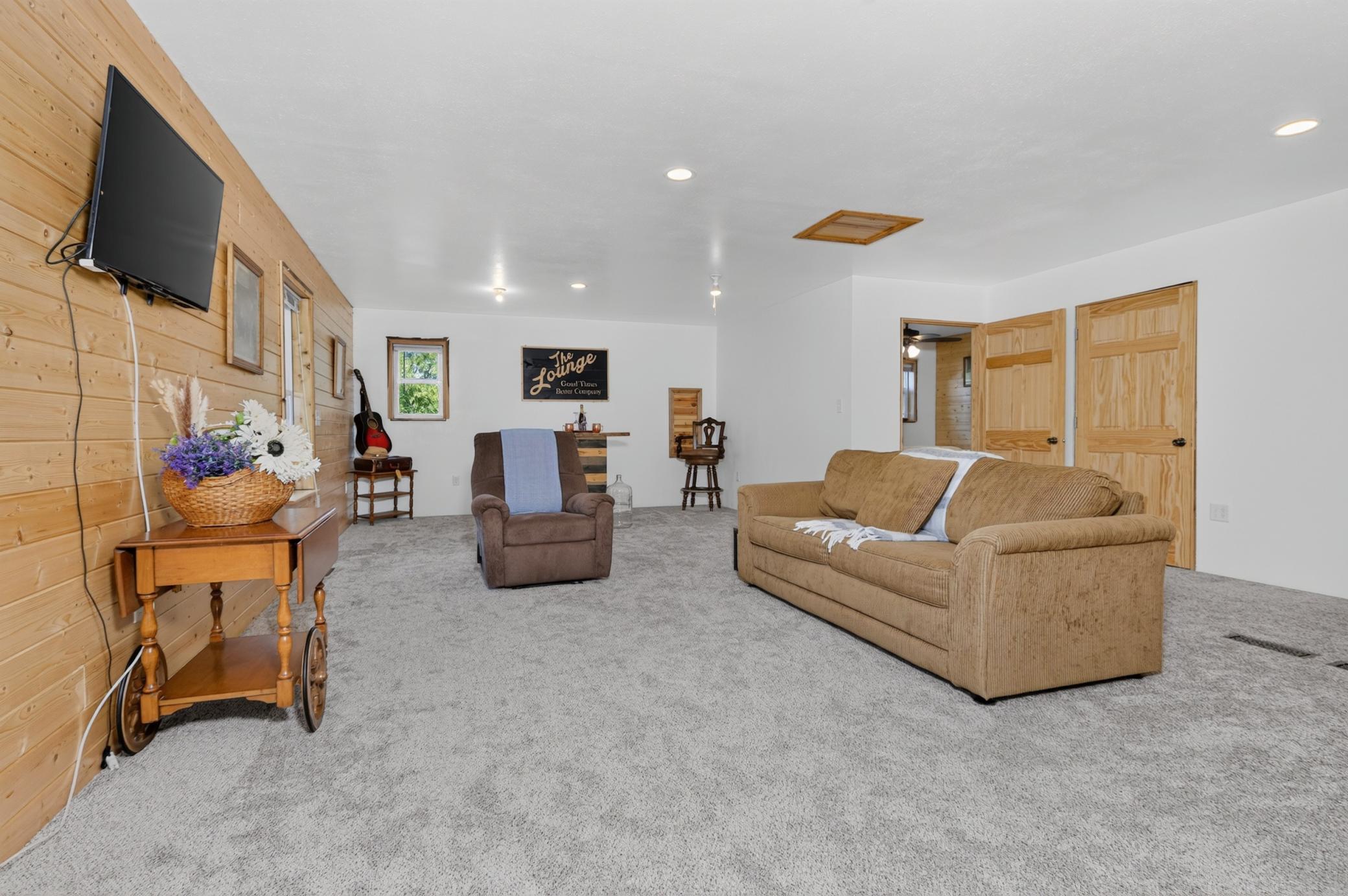 2021 single family home for sale at 51150 N White Swan Lake Rd in Bigfork, MN — 2 bed, 2 bath (photo 32 of 63)