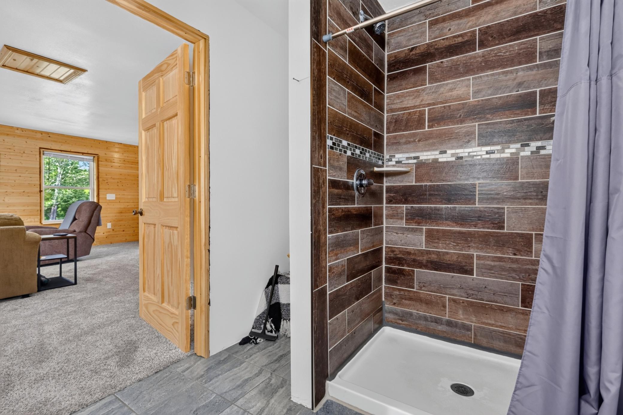 2021 single family home for sale at 51150 N White Swan Lake Rd in Bigfork, MN — 2 bed, 2 bath (photo 36 of 63)