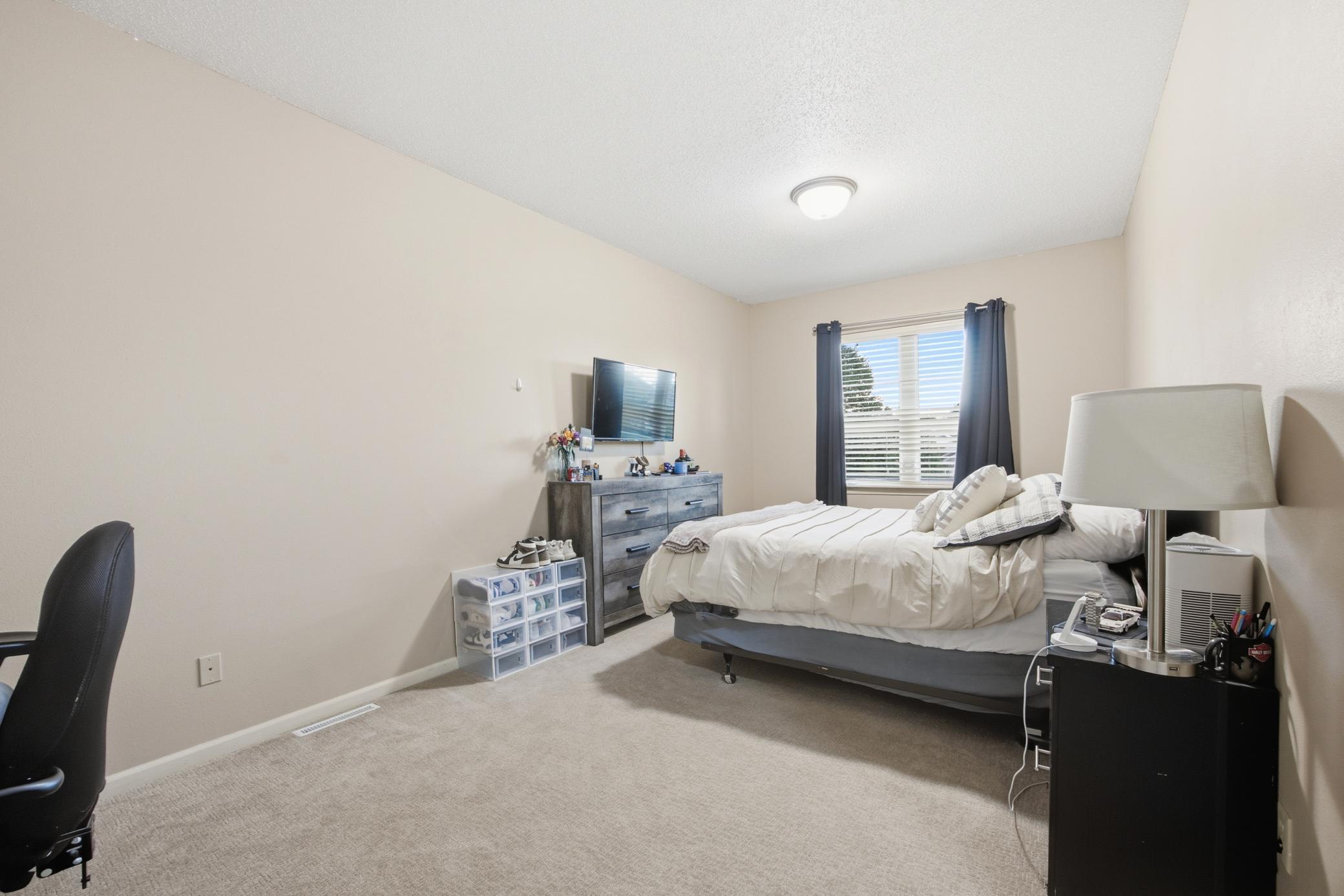 4825 Meadow Creek S Drive, Fargo ND 58104 - Photo 50 of 93
