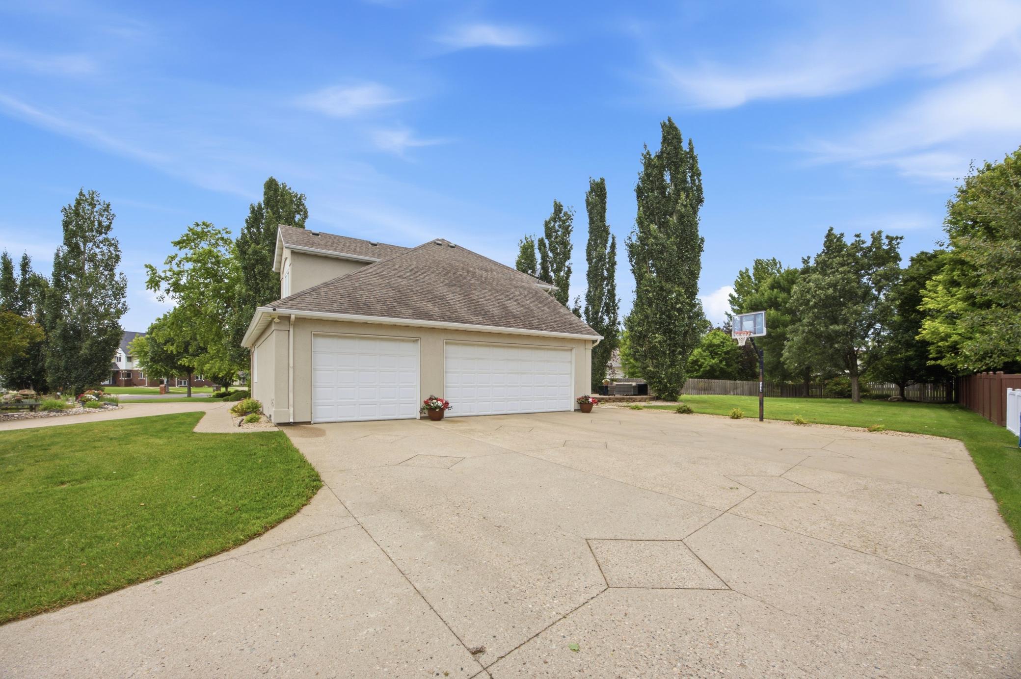 4825 Meadow Creek S Drive, Fargo ND 58104 - Photo 76 of 93