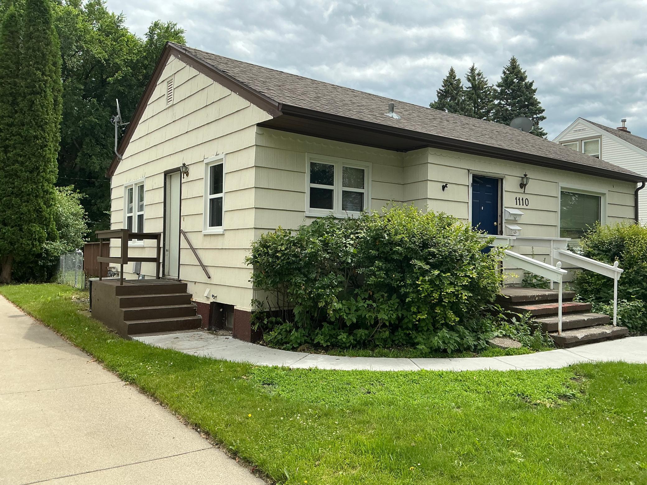 1110 12th S Street, Moorhead MN 56560 - Photo 2 of 26
