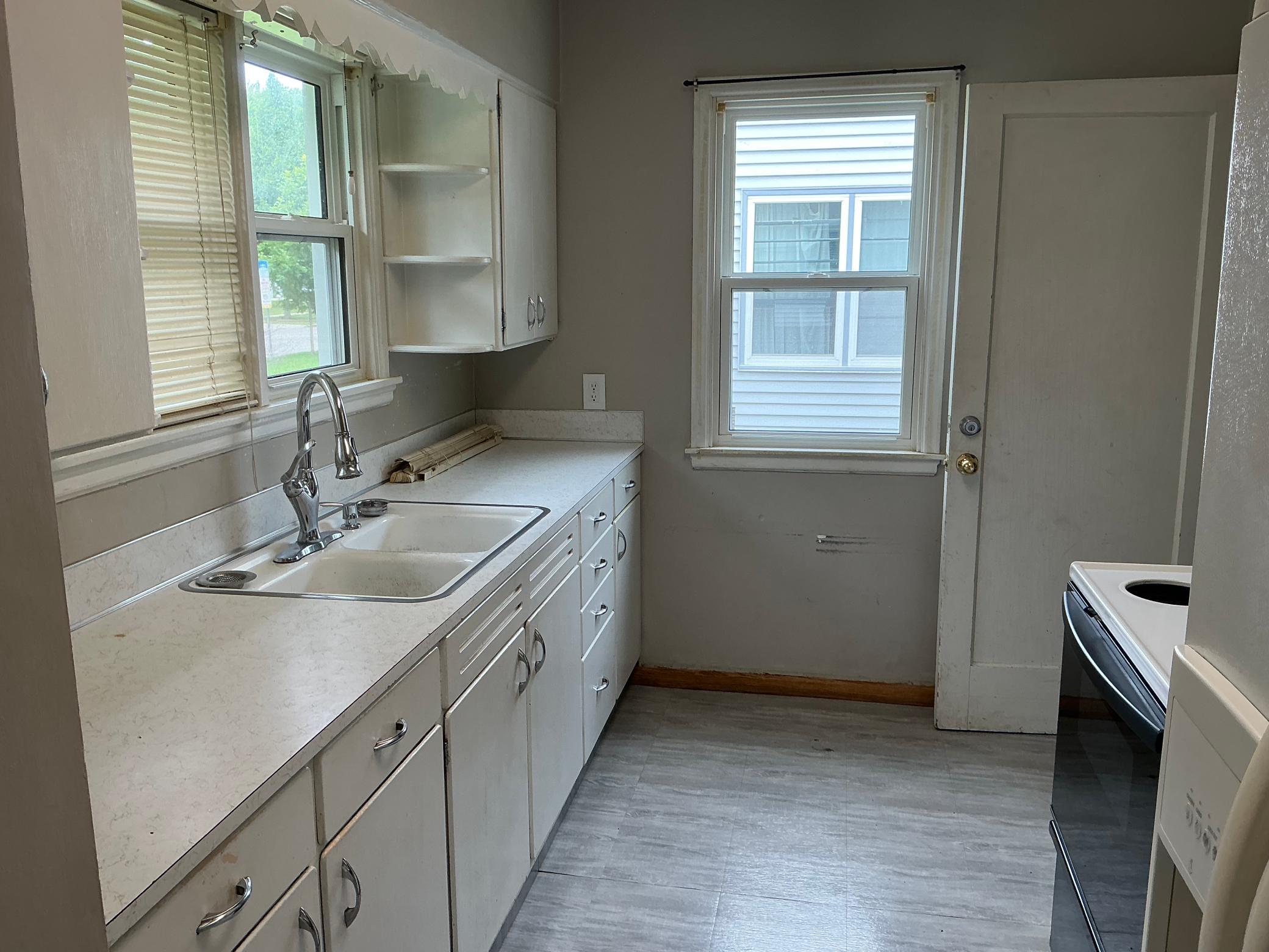 1110 12th S Street, Moorhead MN 56560 - Photo 7 of 26