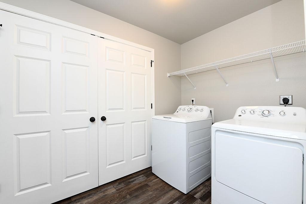 2046 W 11th W Street, West Fargo ND 58078 - Photo 19 of 27
