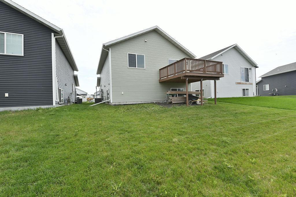 2046 W 11th W Street, West Fargo ND 58078 - Photo 27 of 27