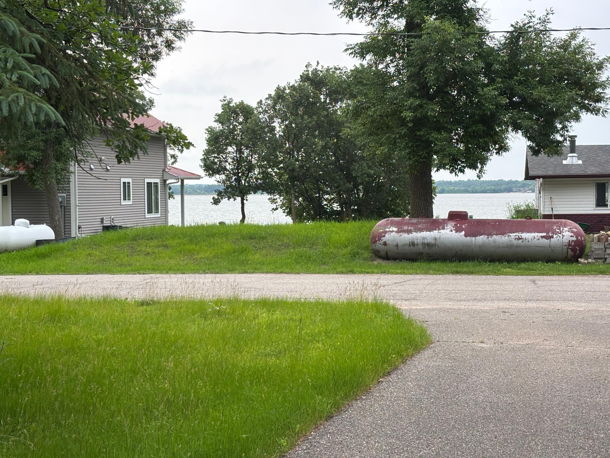 1975 single family home for sale at 15876 Sandy Beach Road SE in Mentor, MN — 2 bed, 2 bath (photo 27 of 31)