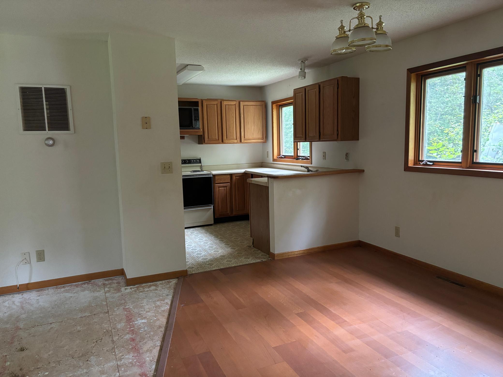 1975 single family home for sale at 15876 Sandy Beach Road SE in Mentor, MN — 2 bed, 2 bath (photo 8 of 31)
