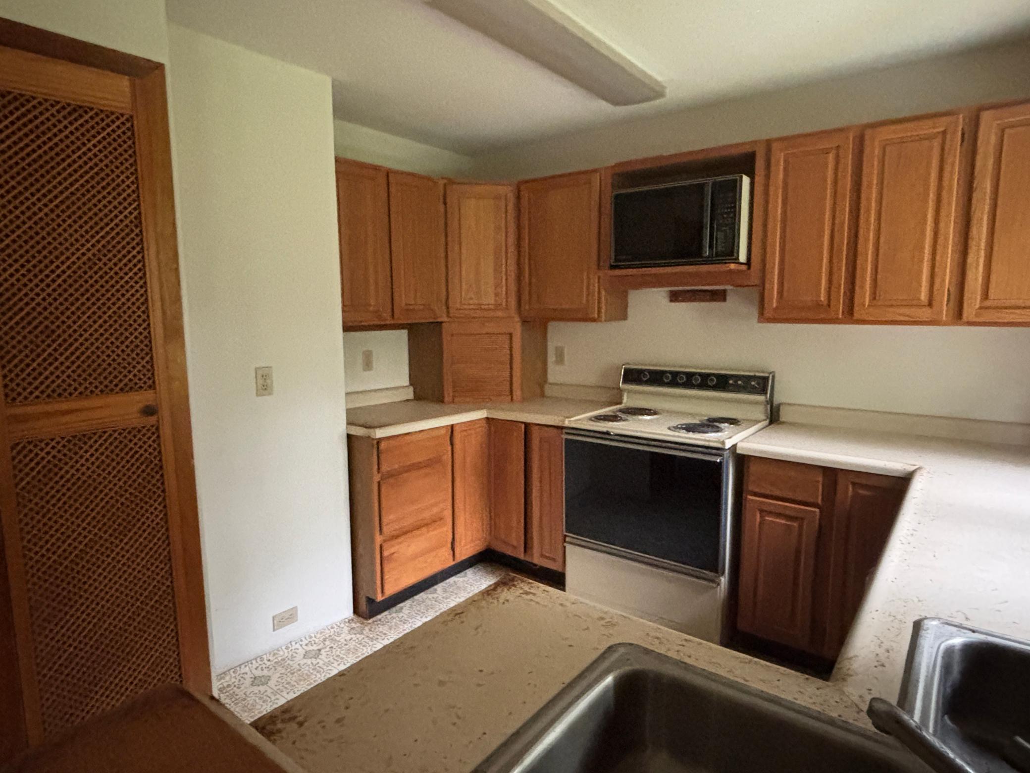 1975 single family home for sale at 15876 Sandy Beach Road SE in Mentor, MN — 2 bed, 2 bath (photo 9 of 31)