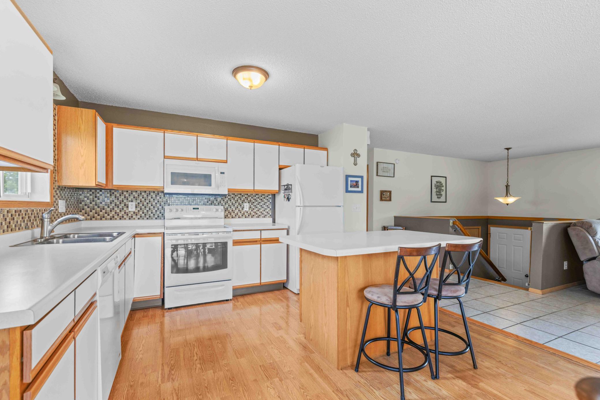 1707 Huntington Drive, West Fargo ND 58078 - Photo 17 of 48