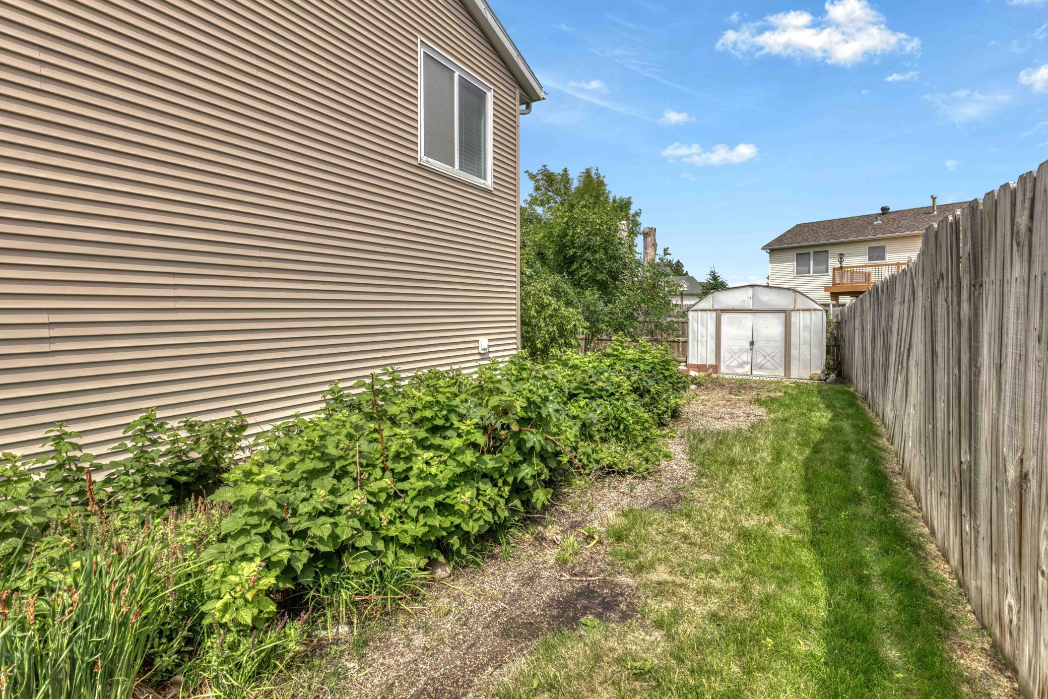 1707 Huntington Drive, West Fargo ND 58078 - Photo 44 of 48