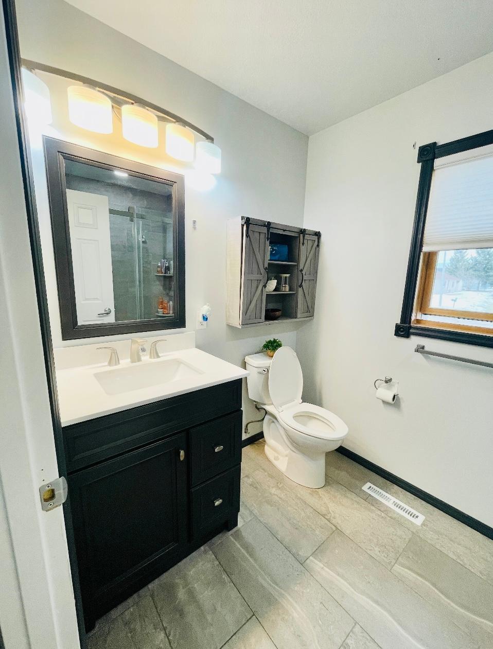 305 Lincoln Court SW, Warroad MN 56763 - Photo 9 of 31