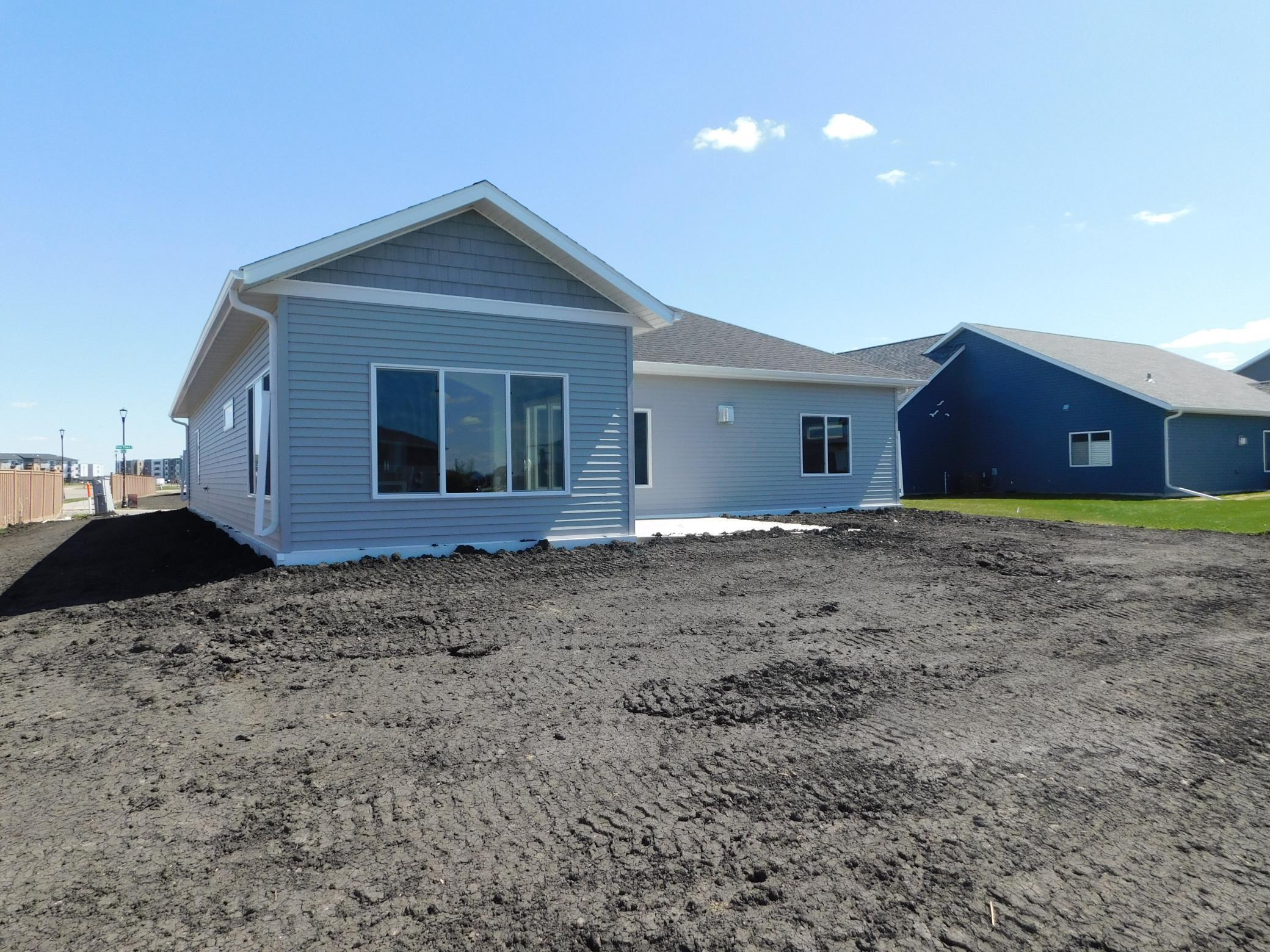 4203 Pine S Parkway, Fargo ND 58104 - Photo 6 of 31