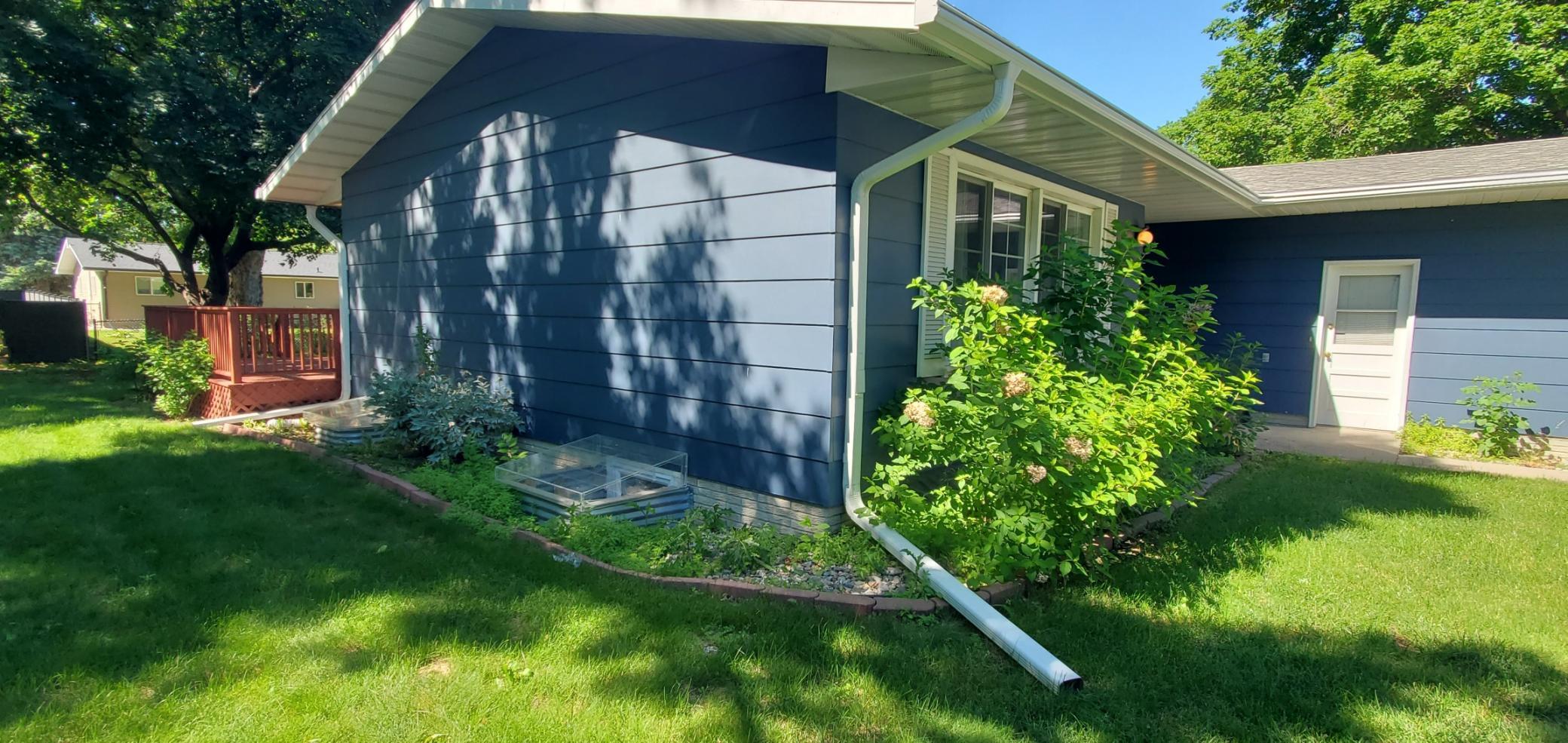 2420 W Country Club S Drive, Fargo ND 58103 - Photo 4 of 34