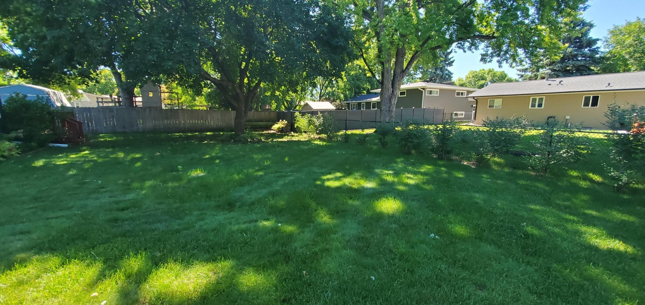 2420 W Country Club S Drive, Fargo ND 58103 - Photo 9 of 34