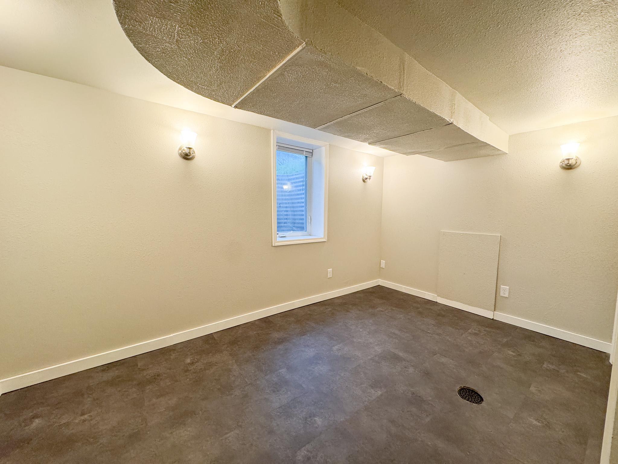 209 11th N Street, Moorhead MN 56560 - Photo 24 of 44