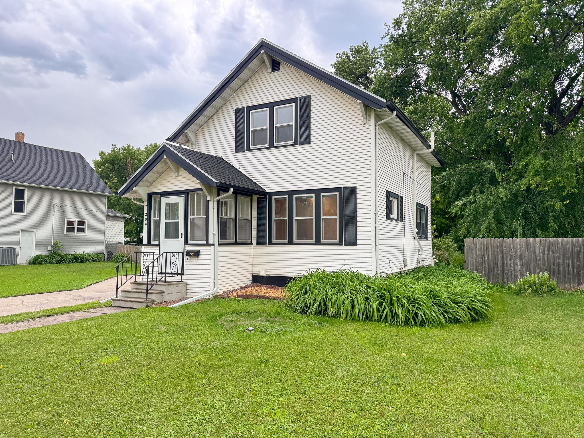 209 11th N Street, Moorhead MN 56560 - Photo 34 of 44